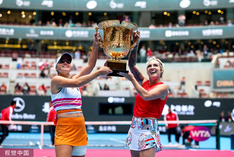 青訓營的佼 青訓營的佼